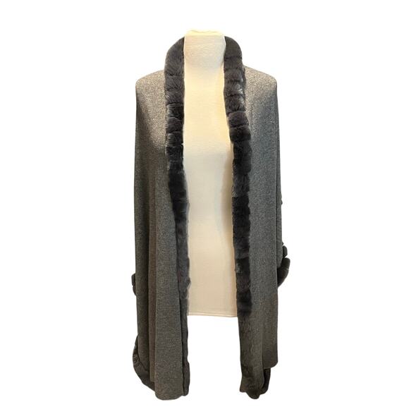 Etcetera Rex Rabbit Genuine Fur 100% Wool‎ Shawl Gray